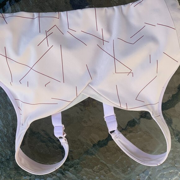 Brooks Convertible Sports Bra 38DD - Picture 1 of 4